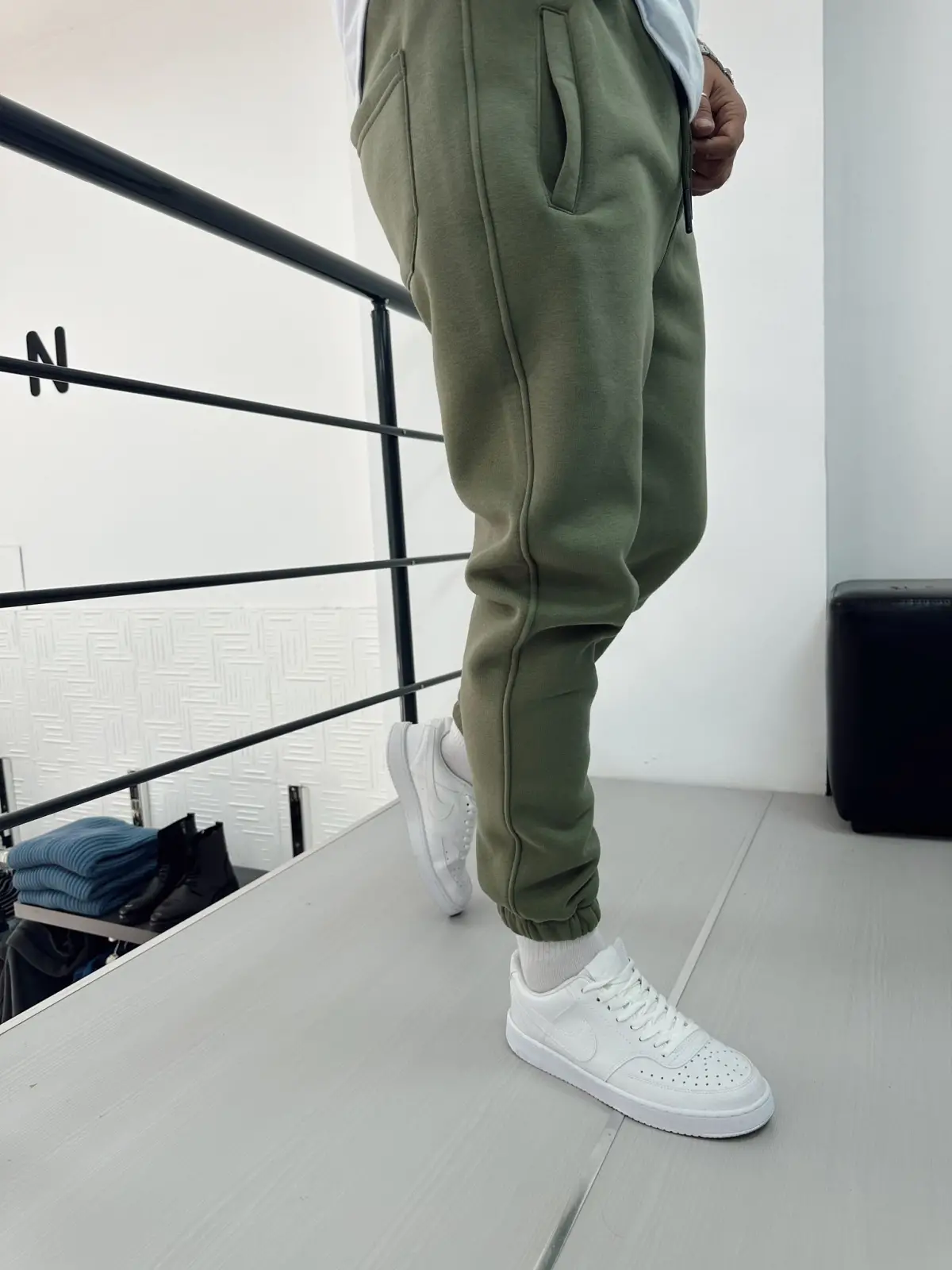 Şardonlu Paça Lastik Eşofman