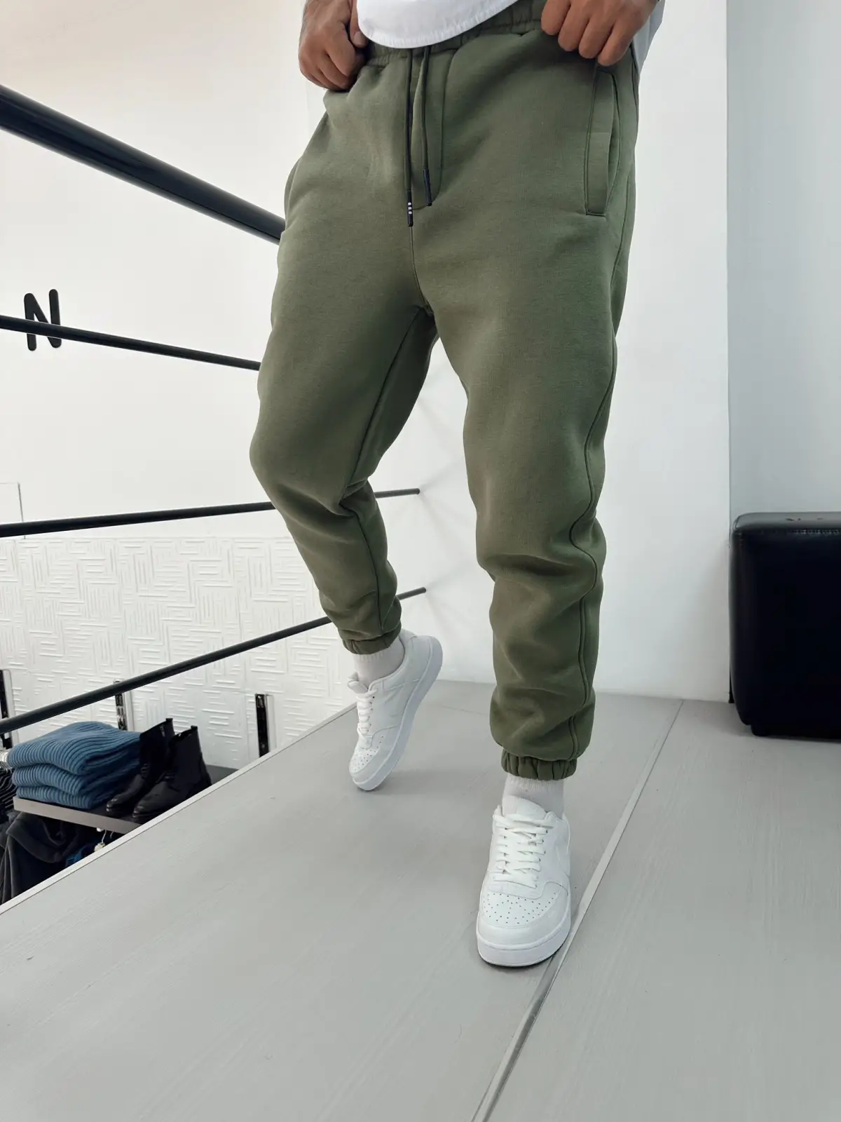 Şardonlu Paça Lastik Eşofman