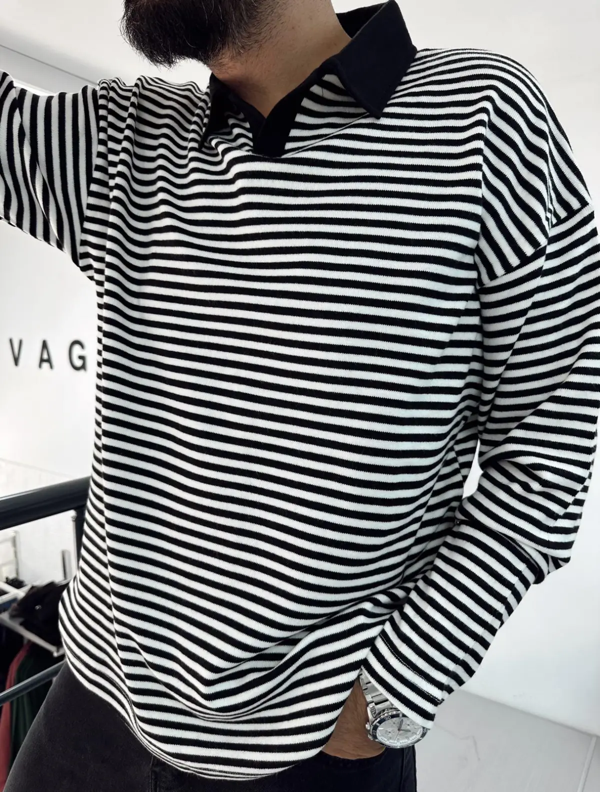 Yakalı Çizgili Sweat